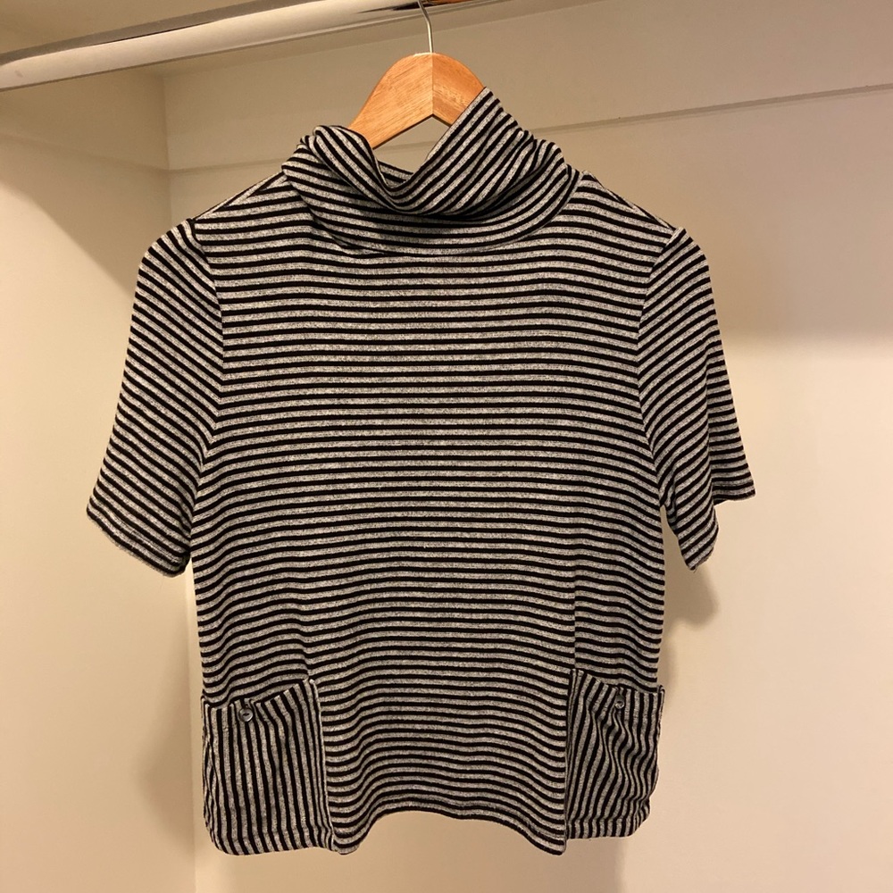 Black and Grey striped tee turtle neck